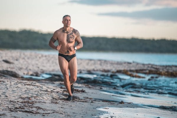 The Bay Games : Man beach runninng